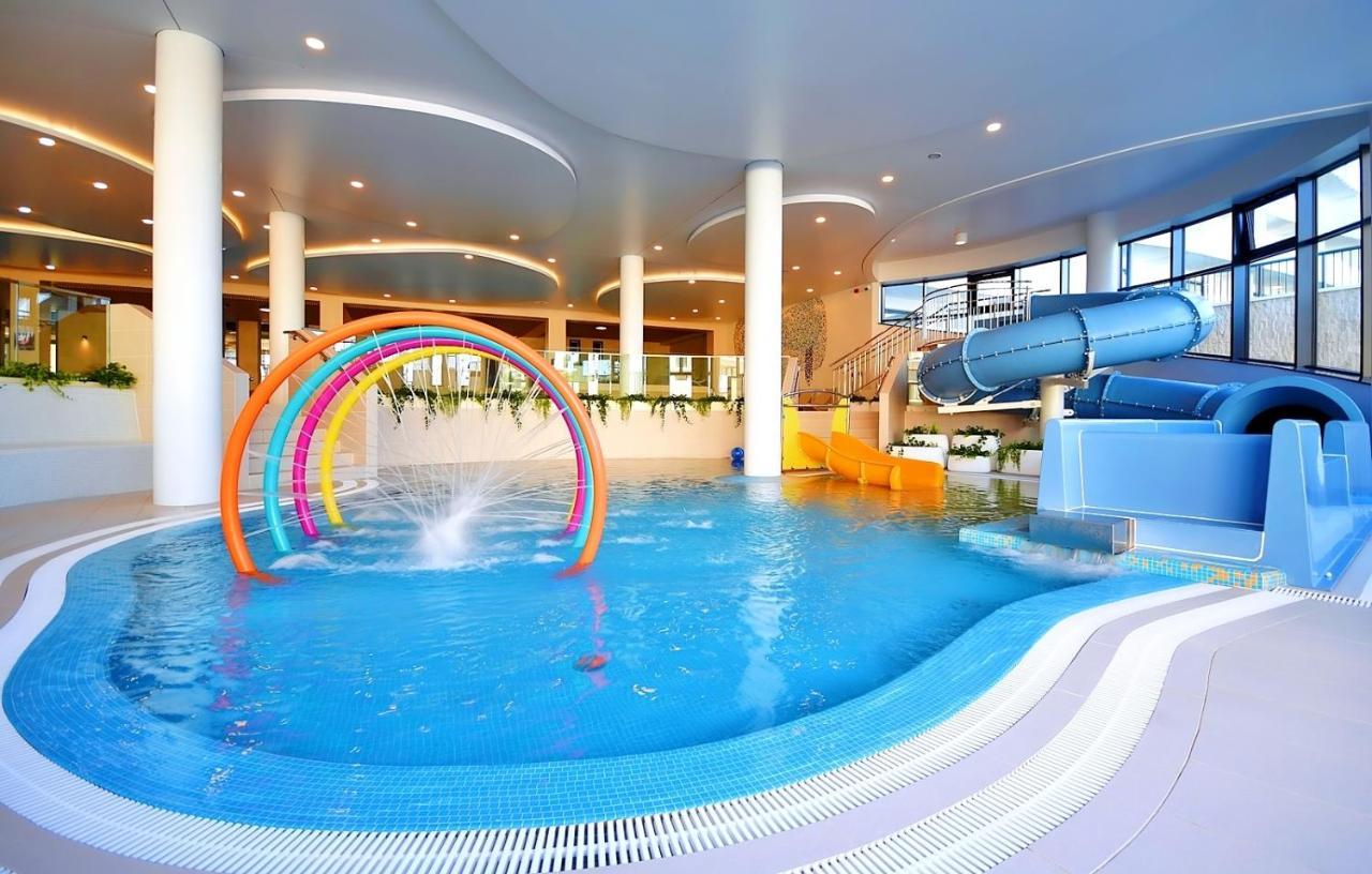 Polanki Aqua Apartamenty Z Basenem I Wellness Idealne Dla Rodzin コウォブジェク エクステリア 写真