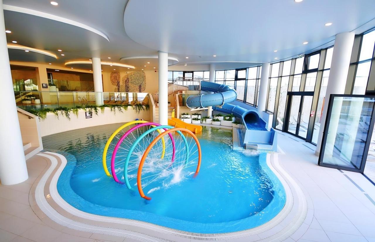 Polanki Aqua Apartamenty Z Basenem I Wellness Idealne Dla Rodzin コウォブジェク エクステリア 写真