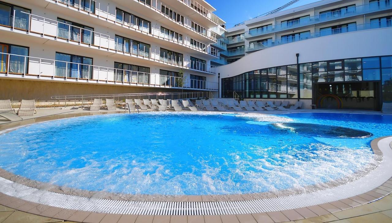 Polanki Aqua Apartamenty Z Basenem I Wellness Idealne Dla Rodzin コウォブジェク エクステリア 写真